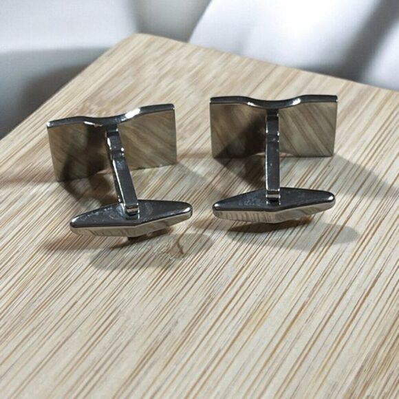 KENNETH COLE REACTION CUFFLINKS - Picture 2 of 2